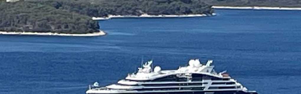 Expedition cruise