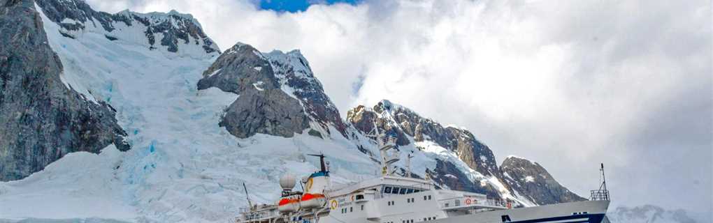 Expedition cruise