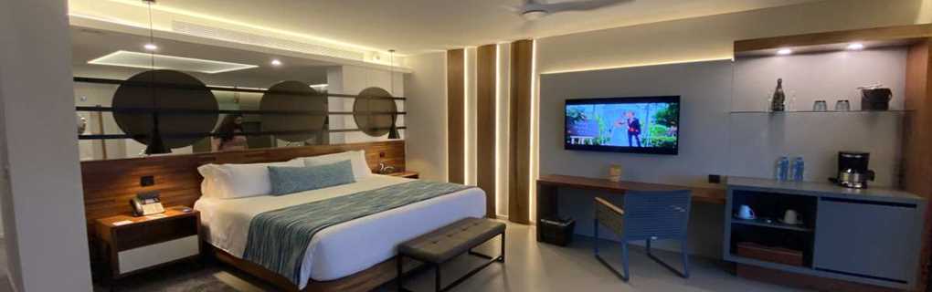 Majestic Elegance Costa Mujeres Wedding