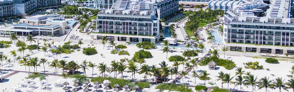 Majestic Elegance Costa Mujeres Wedding