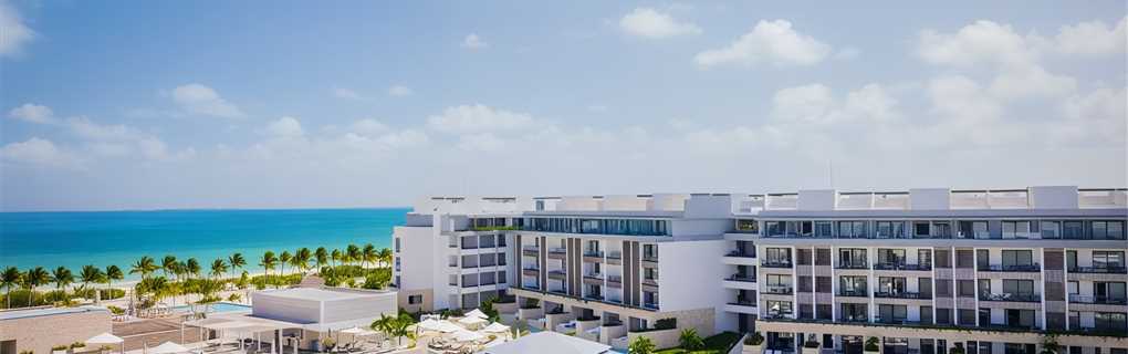 Majestic Elegance Costa Mujeres