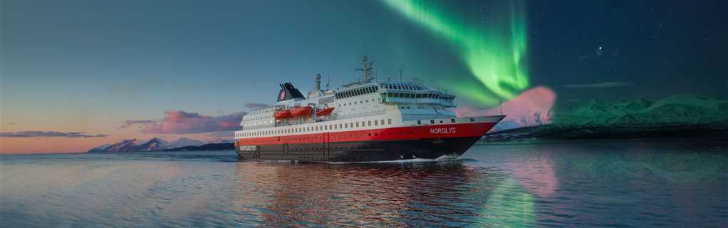 Best ocean cruises for viewing the northern lights from norway