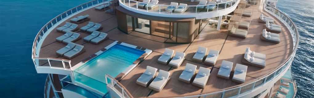 Ritz Carlton Yacht