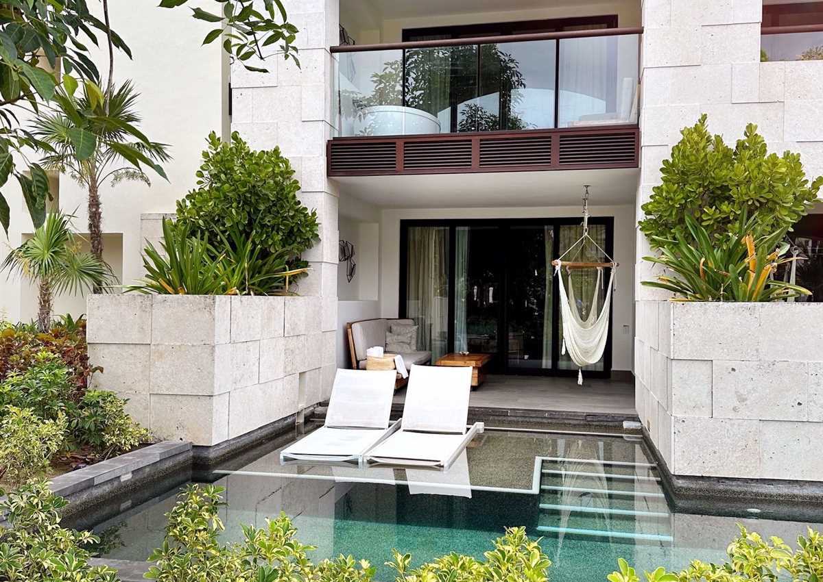 Unico 2087 resort TOP