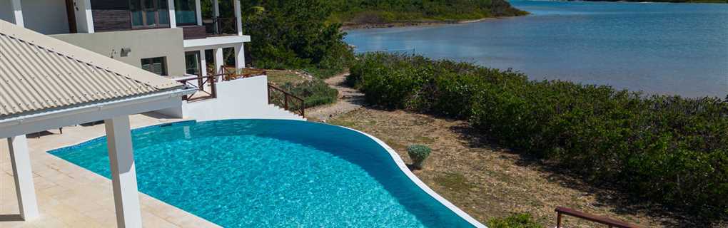 Villas of Distinction