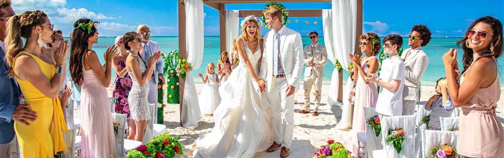 beach destination wedding