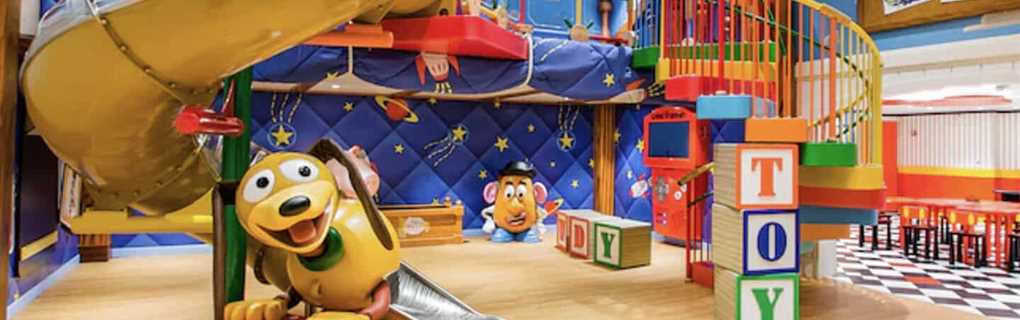 family friendly caribbean cruises with kids clubs