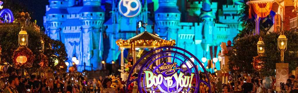 Mickeys not-so-scary halloween party