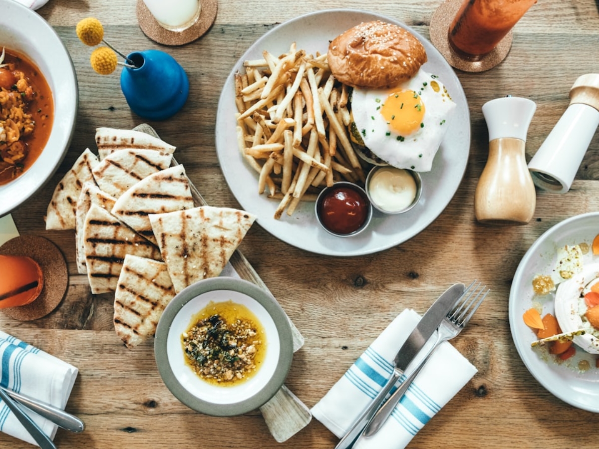 breakfeast dinner lunch snacks TOP