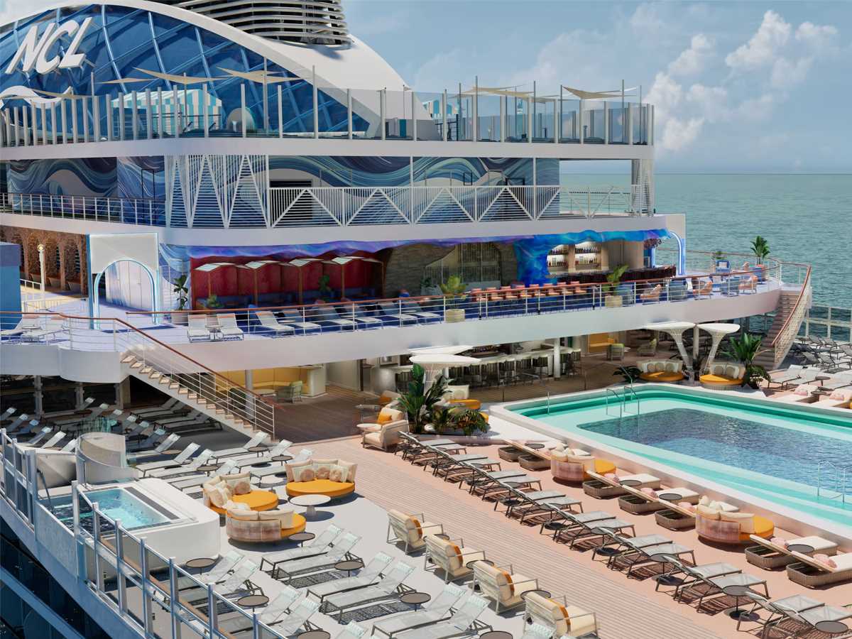 Norwegian Viva out of Galveston